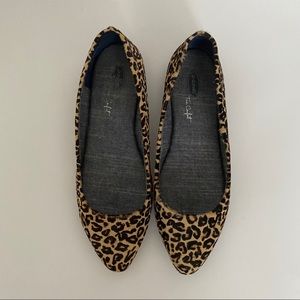 dr. scholl’s - leopard ballet flats w/ pointed toe